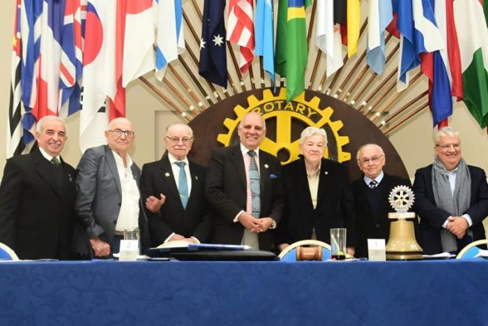 Cesar Romão realiza palestra no Rotary Club São Paulo