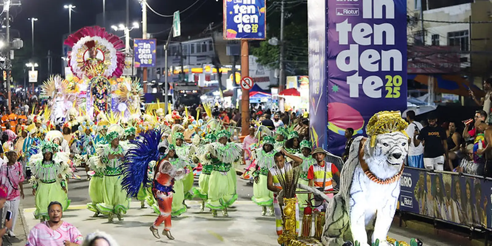 Amor ao samba e pertencimento animam carnaval da Intendente Magalhães