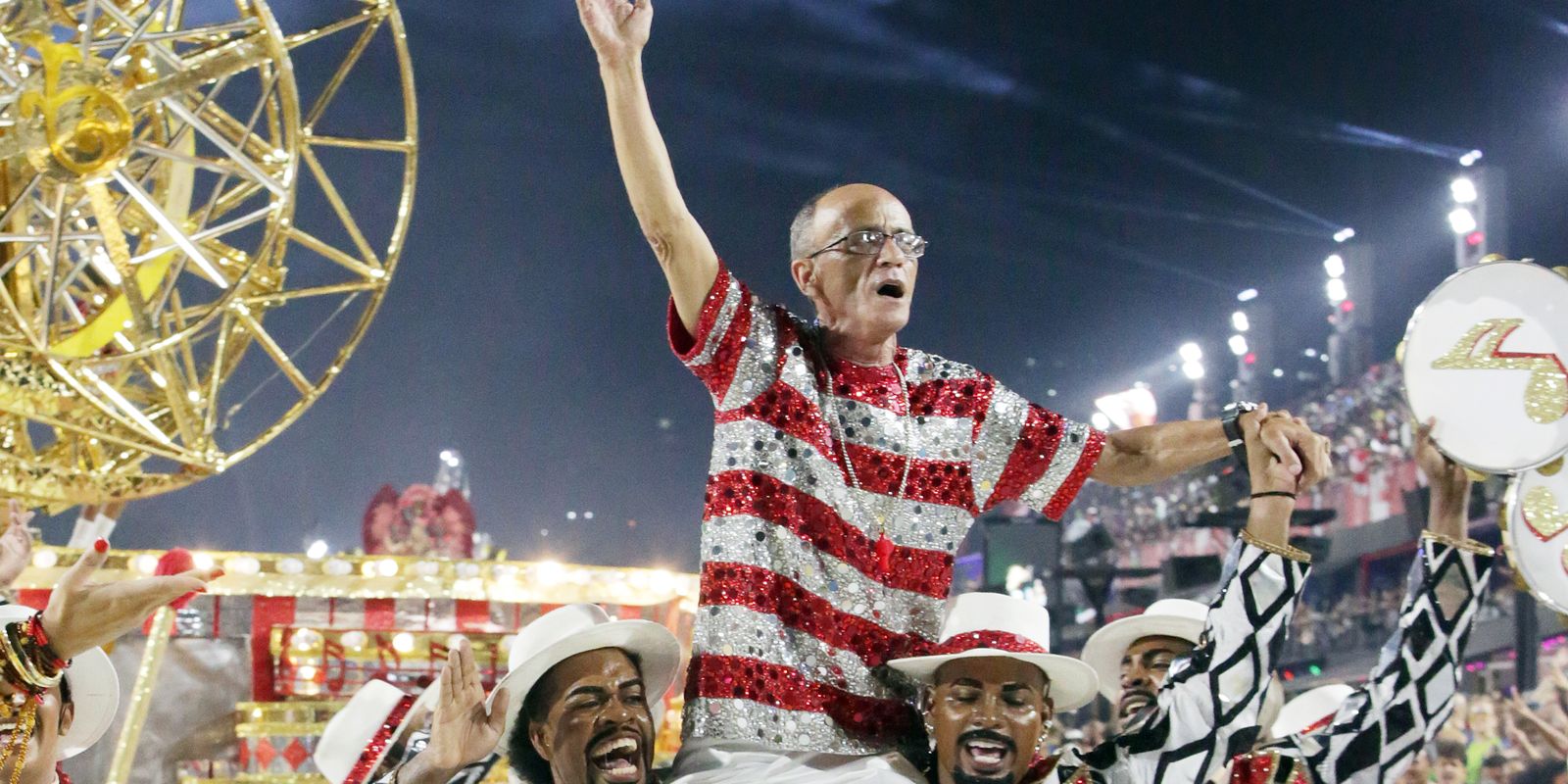 Desfile das campeãs celebra hoje o carnaval do Rio