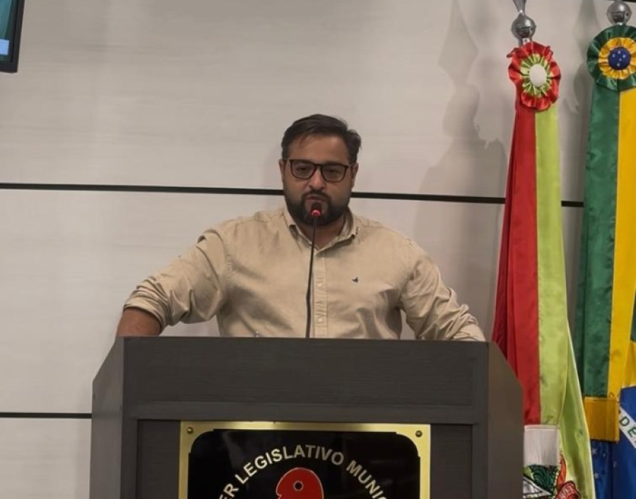 Projeto aprovado na Câmara de São José quer desestimular doação de dinheiro a pessoas em situação de rua