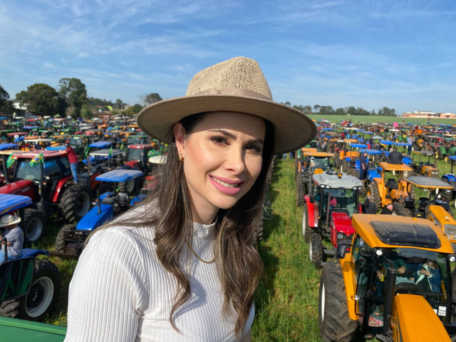 CCJ aprova projeto relatado por Carol De Toni que incentiva uso de máquinas elétricas no campo