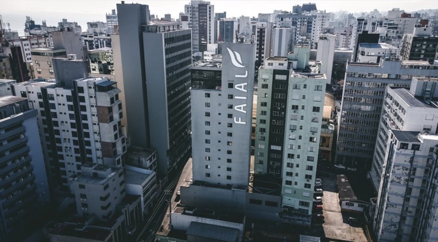 Faial Prime Suites é destaque internacional no KAYAK Travel Awards 2026