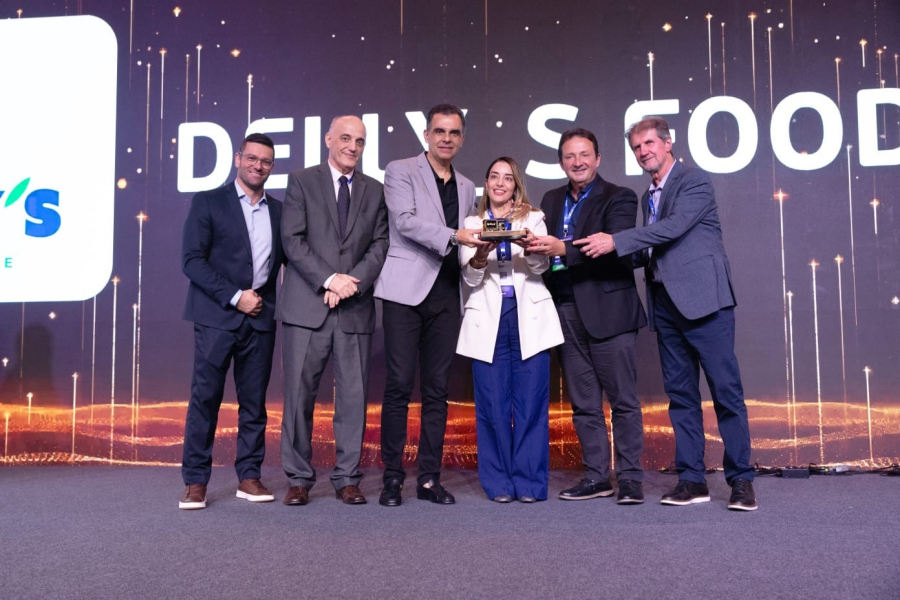 Delly’s recebe prêmio como a maior atacadista distribuidor de Santa Catarina