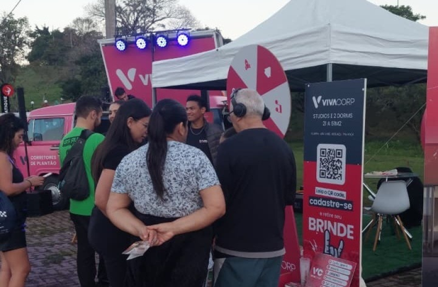 Cada conquista merece ser celebrada: Viva Corp marca presença na Night Run Palhoça 