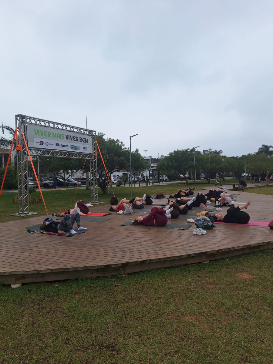 Evento reúne diferentes gerações em Florianópolis para discutir escolhas que impactam a longevidade