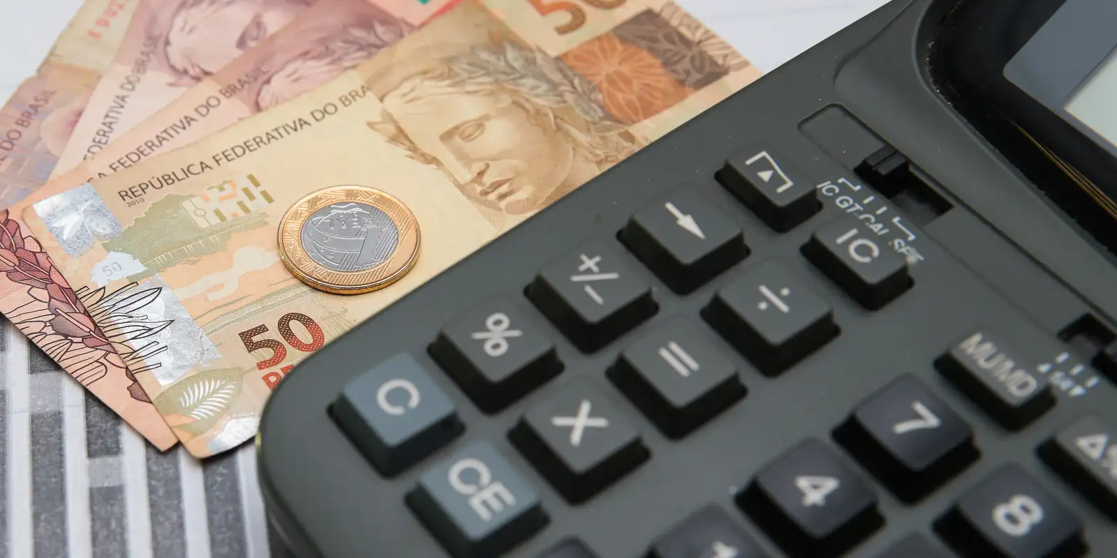 Governo prevê arrecadar R$ 636 bilhões com nova CBS em 2027