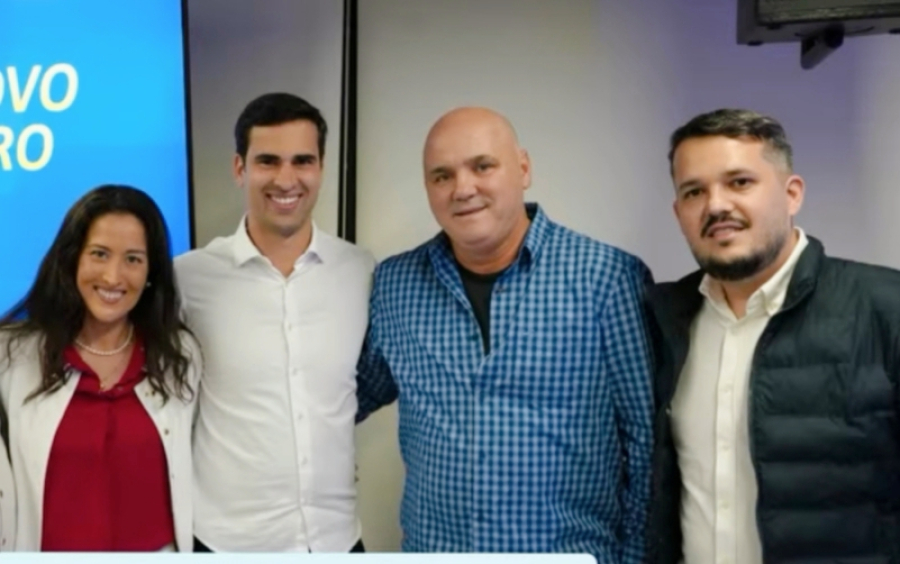 CDL de Florianópolis da posse como Conselheiro a um dos manezinhos mais conhecidos da cidade