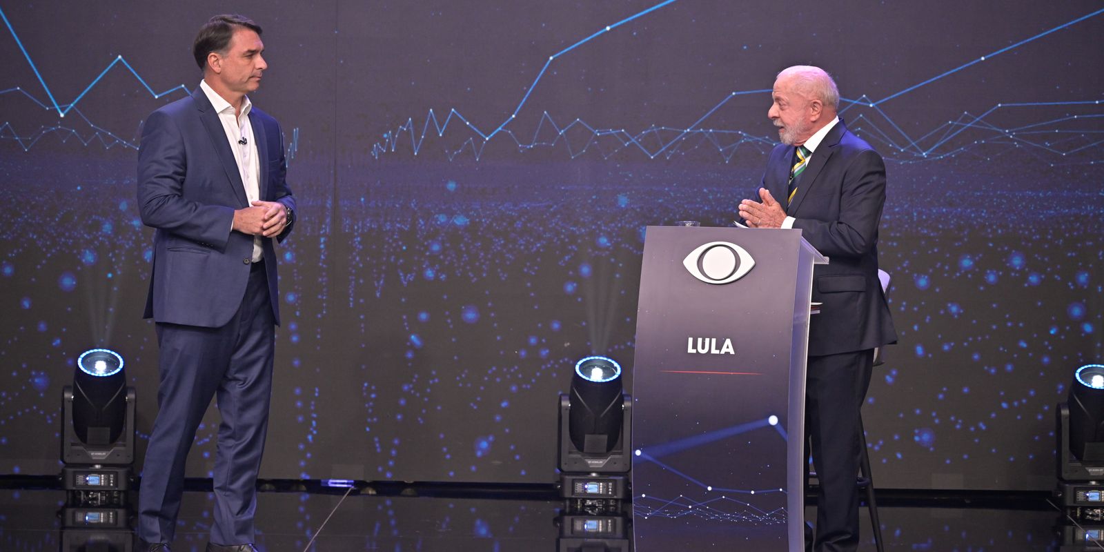 Campanha de Lula apresenta acordo com Flávio para abrir sigilos
