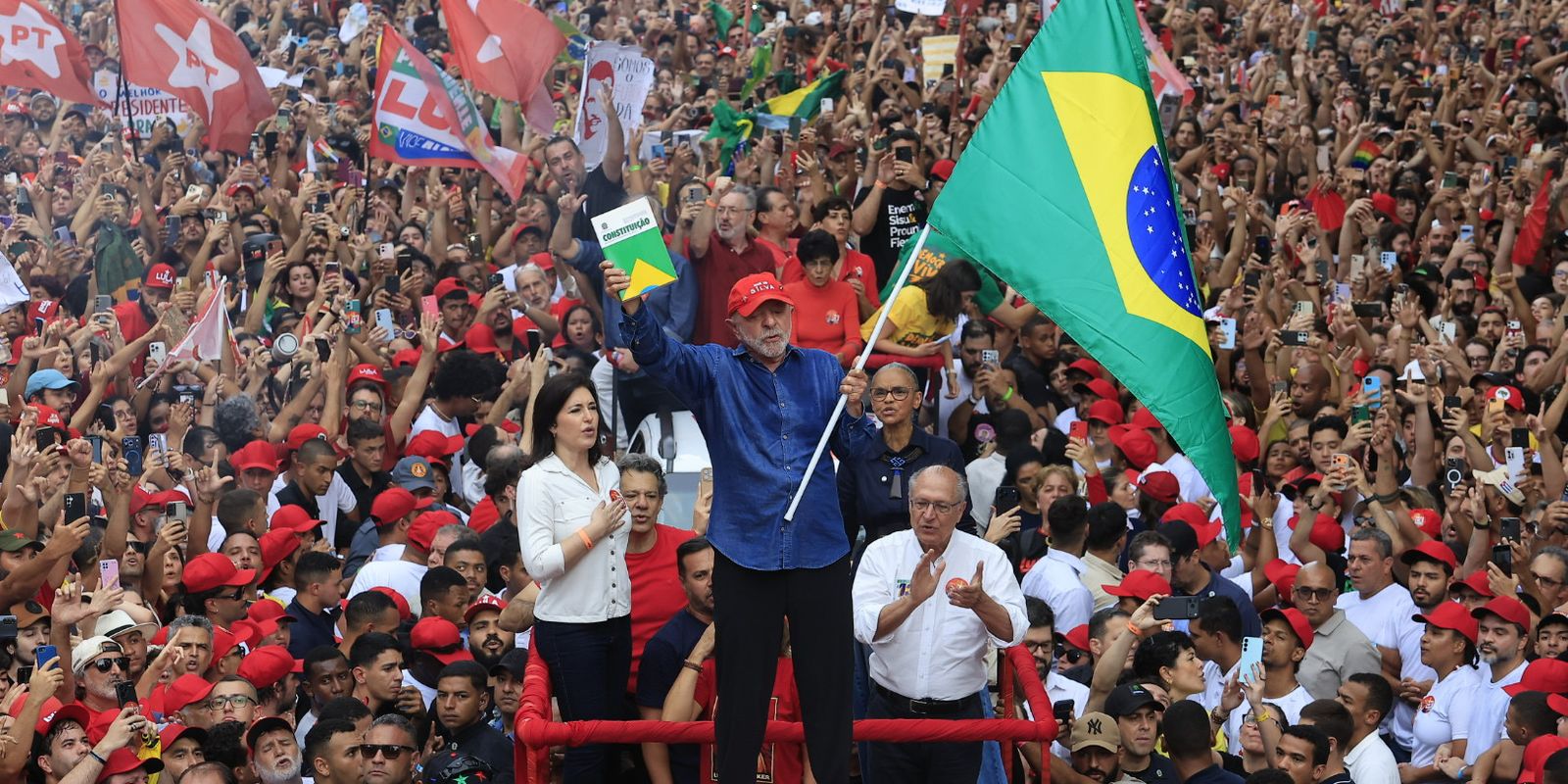 Posse de Lula será em 5 de janeiro